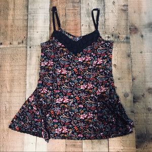 🌟🌟SOLD🌟🌟Free People front pocket tank